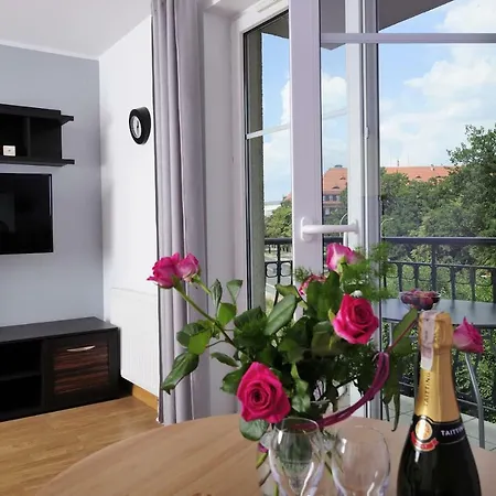 Sleep Well Wroclavia / Dyrekcyjna *