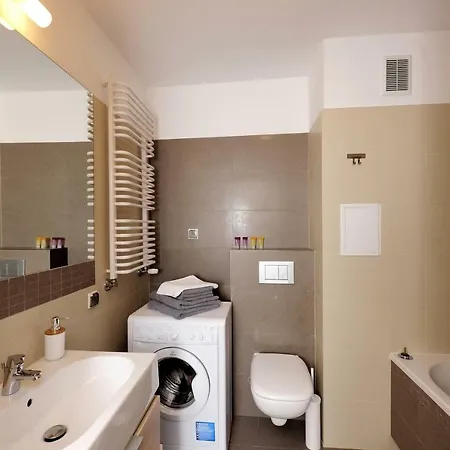 Sleep Well Wroclavia / Dyrekcyjna Wroclaw