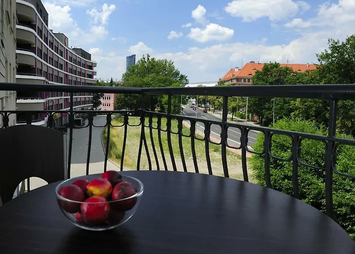 Sleep Well Wroclavia / Dyrekcyjna * Wroclaw